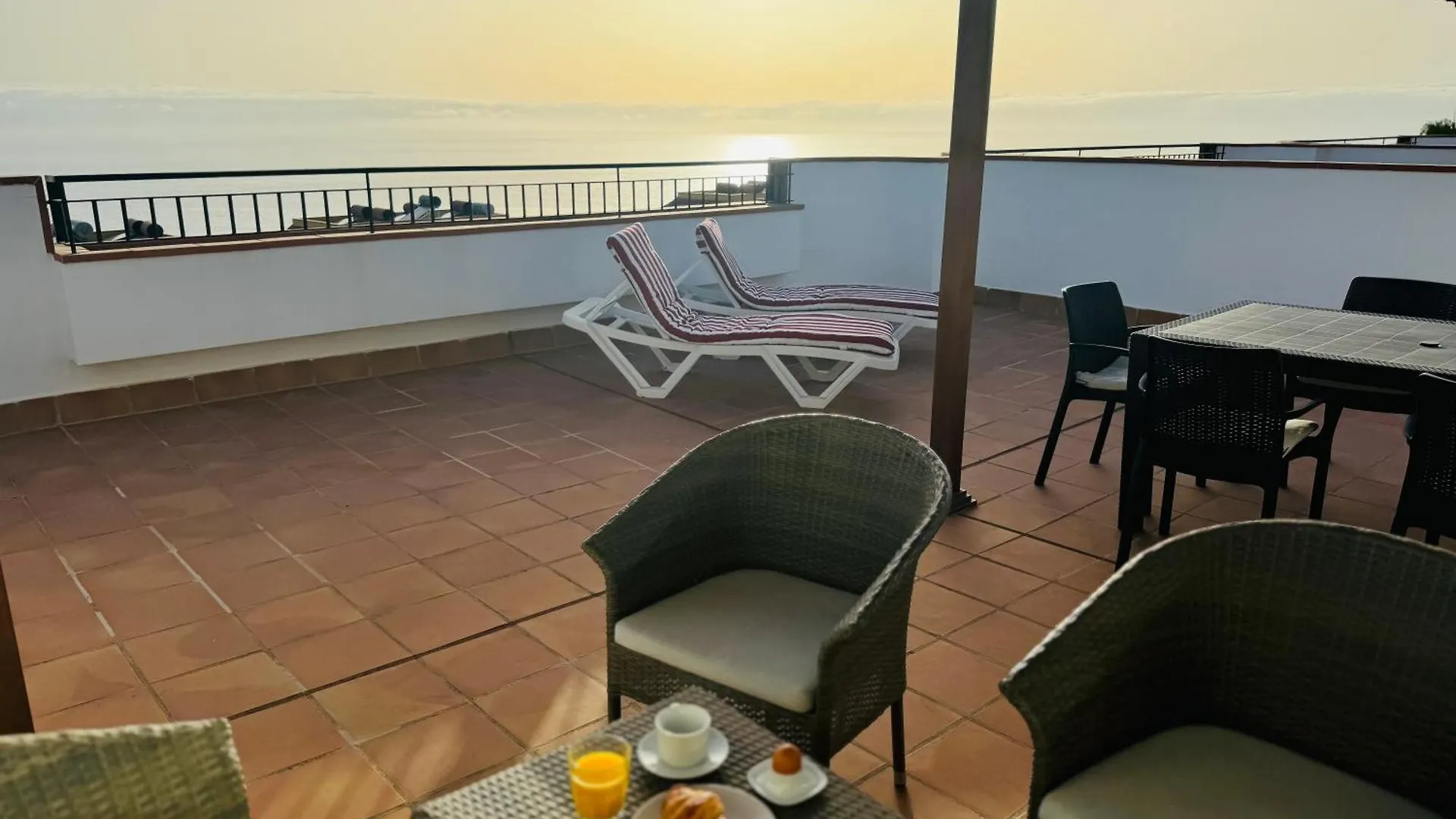 Casa Heidi - Pool - Sunsets - Ocean, Cliffs View - Garage - Ac Lägenhet Puerto de Santiago  Spanien