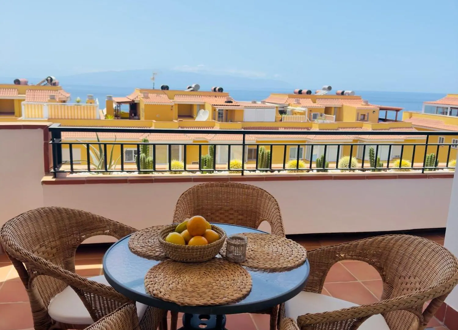 Casa Heidi - Pool - Sunsets - Ocean, Cliffs View - Garage - Ac Lägenhet Puerto de Santiago